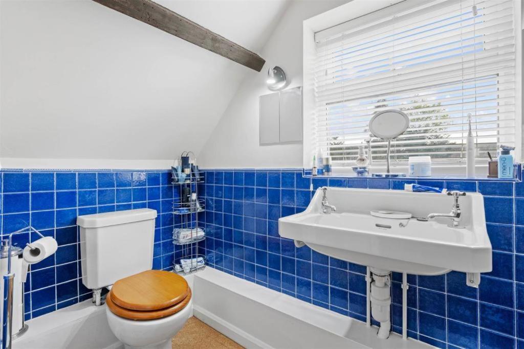 The Corner House, 36, Broadway Road, Apartman Evesham Kültér fotó